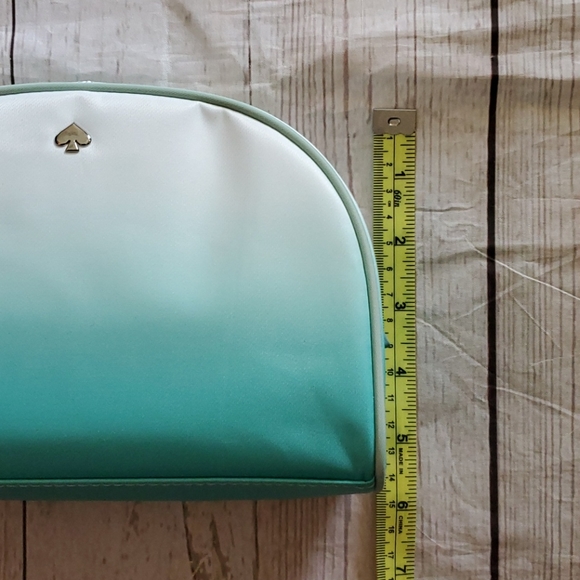 ♠️1 New Kate Spade Medium Cosmetic Case♠️ - Picture 8 of 10